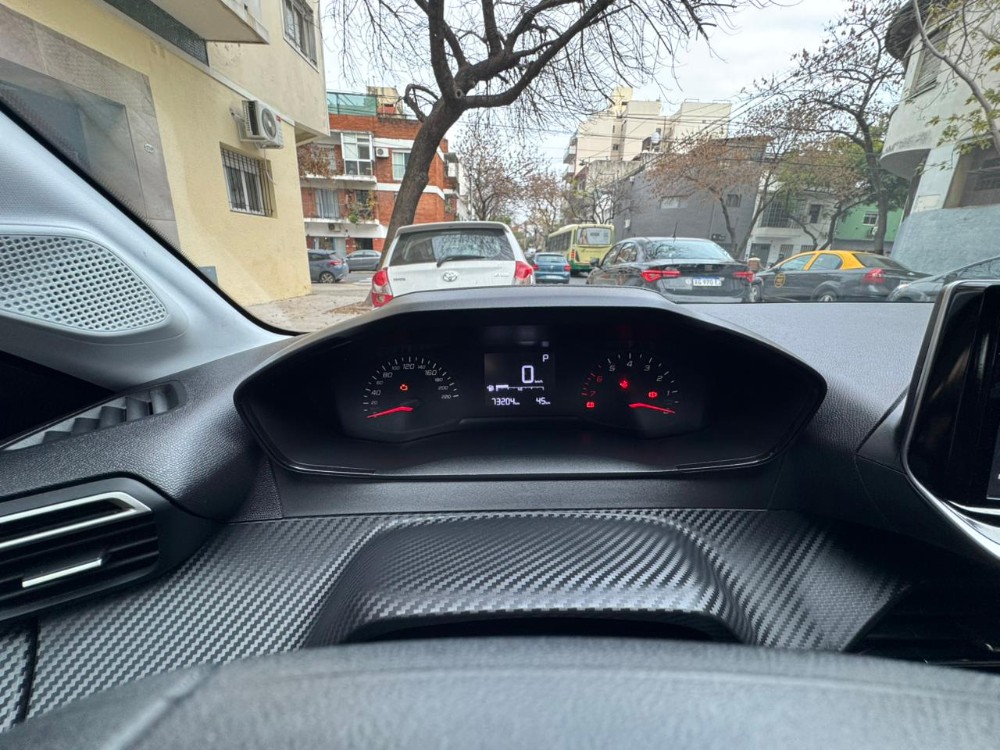 Peugeot 208 Active 1.6 pack típtronic — foto 6